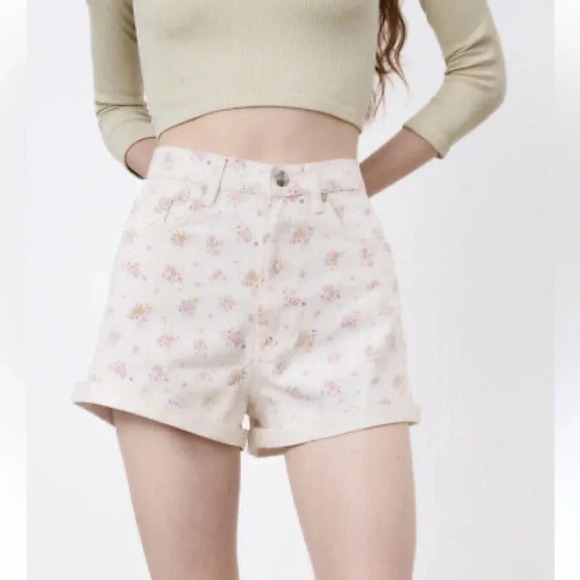 Zara Highrise Floral Print Jean Shorts - Picture 8 of 8